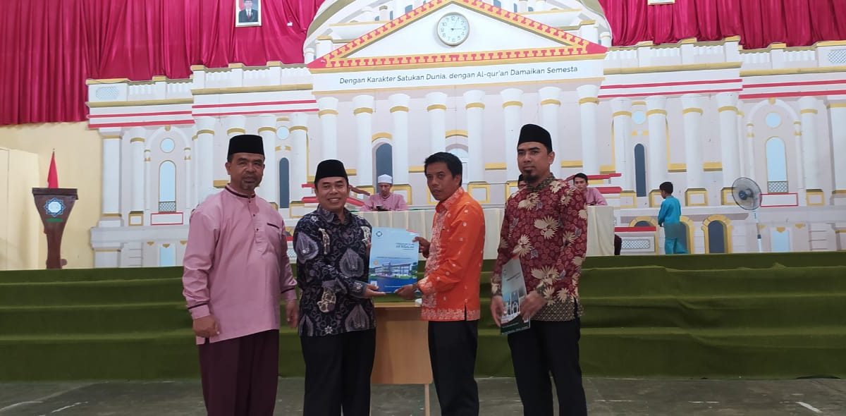 Dr. Sudarman Dikukuhkan sebagai Ketua STEI Ar Risalah Sumbar