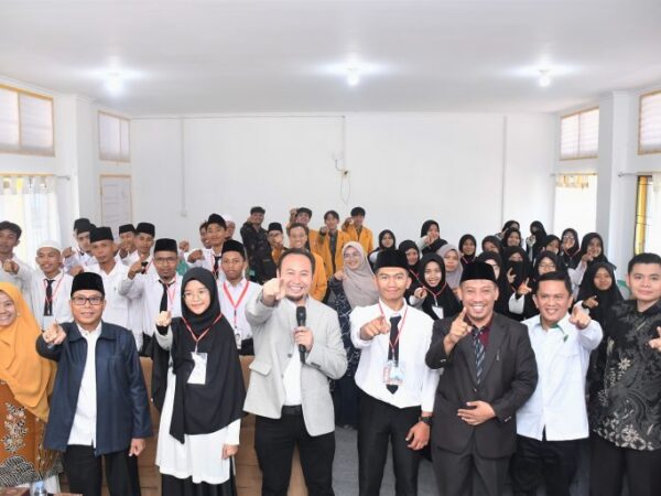 STAI Ar Risalah Sumatera Barat Siapkan Generasi Emas Lewat PBAK 2025/2026