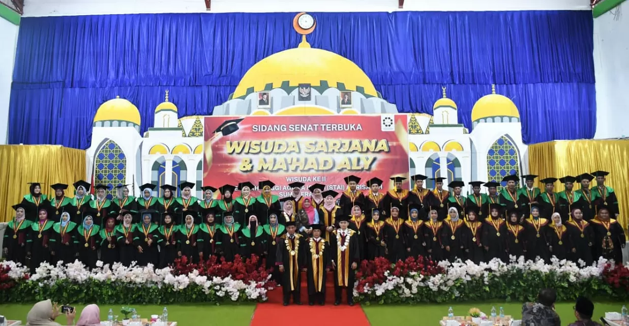 Gelar Prosesi Wisuda, STAI Ar Risalah Sumbar Lepas 75 Lulusan
